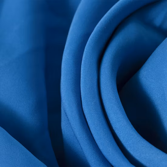 Hochwertiger Polyester-Pfirsichhautstoff aus bedruckter Mikrofaser